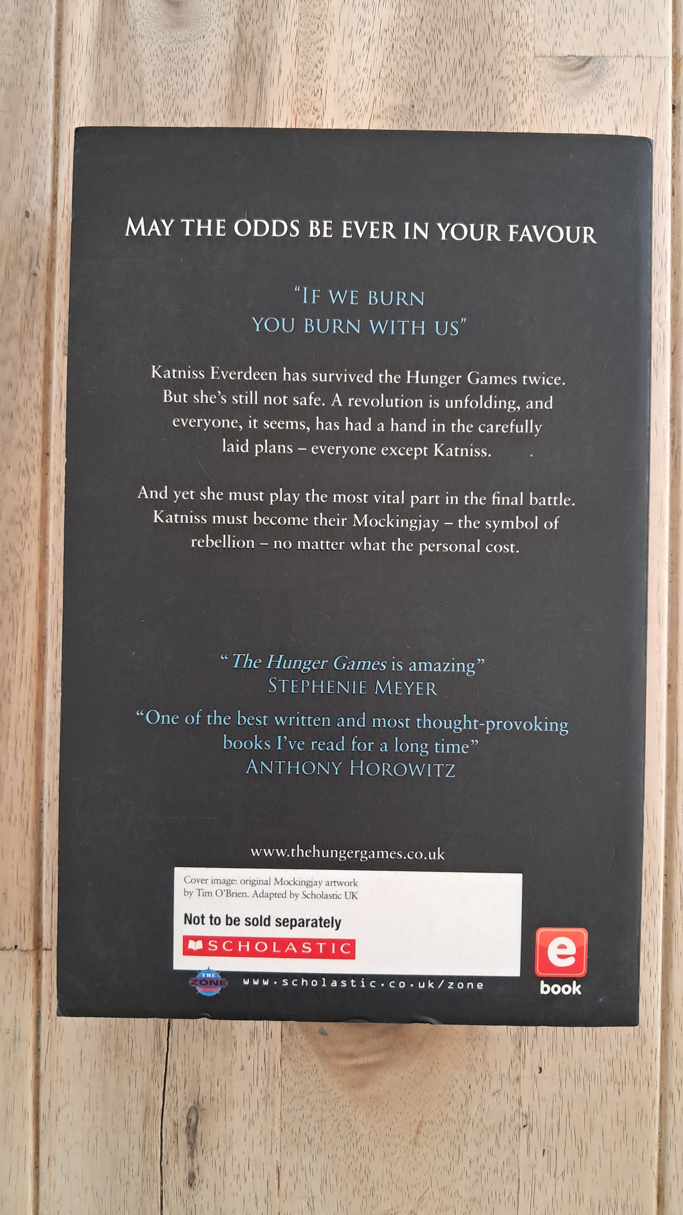 Mockingjay – Suzanne Collins