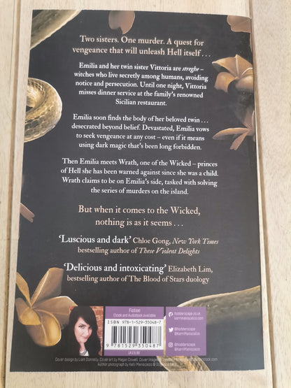 Kingdom of the Wicked by Kerri Maniscalco - Paperback