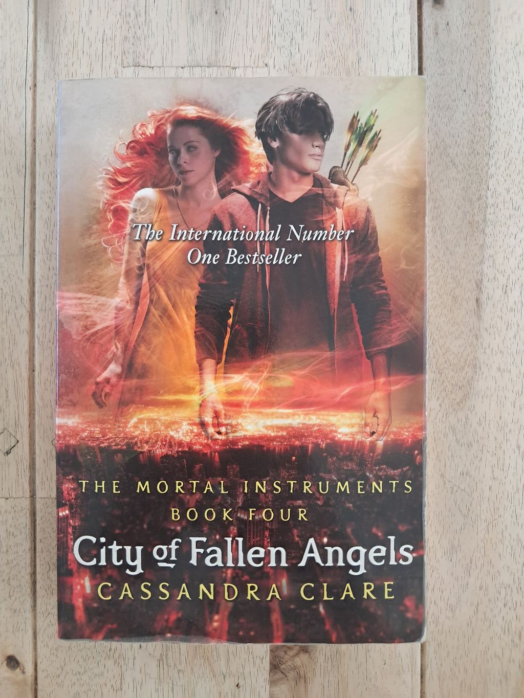 City of Fallen Angels (The Mortal Instruments #4) – Cassandra Clare